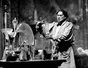 Paul Wegener as the sorceror and alchemist Oliver Haddo