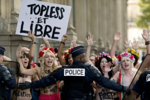 FEMEN at Pontoise 2