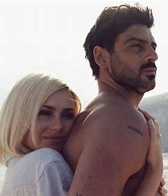 blonde laura and massimo